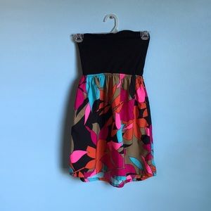 Strapless multicolored dress